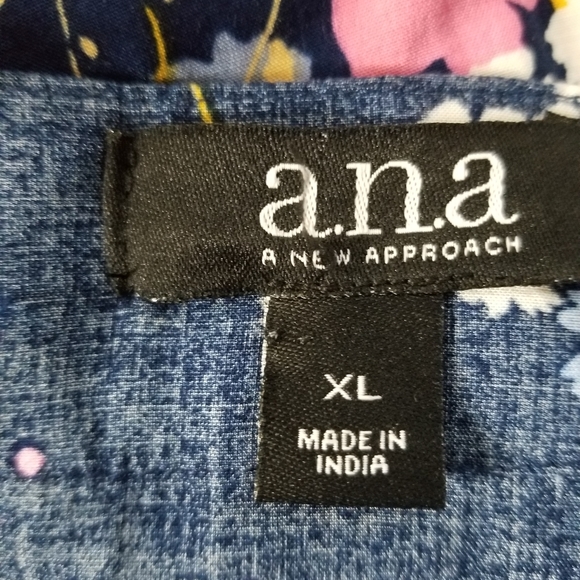 A NEW DAY APPROACH FLORAL KIMONO CARDIGAN - Picture 4 of 4